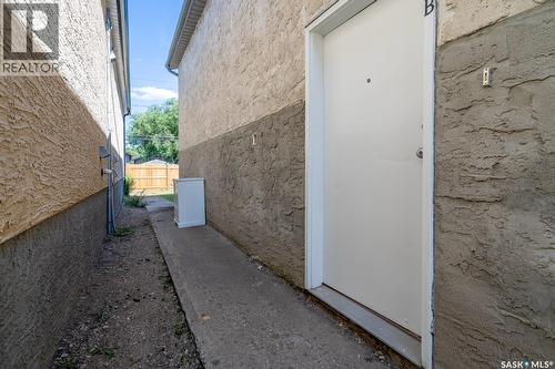 425 Lorne Street, Regina, SK - 