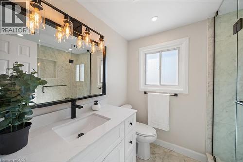1550 Woodeden Drive, Mississauga, ON - Indoor Photo Showing Bathroom
