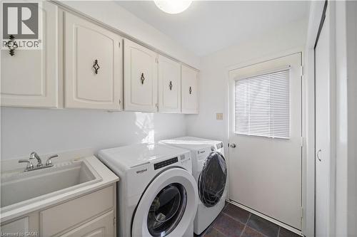 1550 Woodeden Drive, Mississauga, ON - Indoor Photo Showing Laundry Room