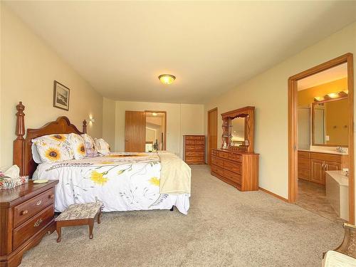150 Lynx Crescent, Brandon, MB - Indoor Photo Showing Bedroom