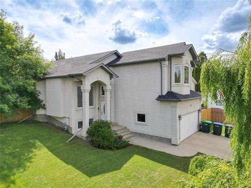 150 Lynx Crescent, Brandon, MB - Outdoor