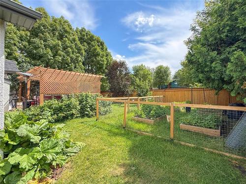 150 Lynx Crescent, Brandon, MB - Outdoor