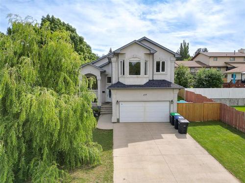 150 Lynx Crescent, Brandon, MB - Outdoor