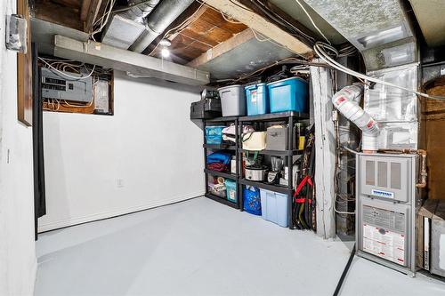 905 Talbot Avenue, Winnipeg, MB - Indoor