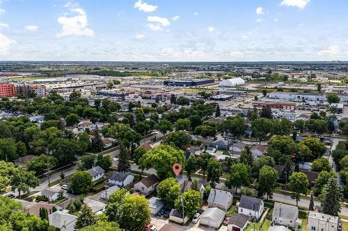 905 Talbot Avenue, Winnipeg, MB - Outdoor With View