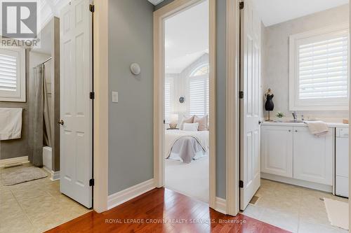 150 Garth Massey Drive, Cambridge, ON - Indoor Photo Showing Laundry Room
