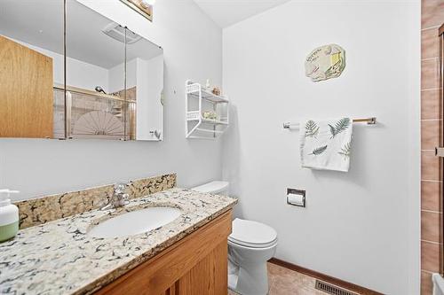 164 Apple Hill Rd, Winnipeg, MB - Indoor Photo Showing Bathroom