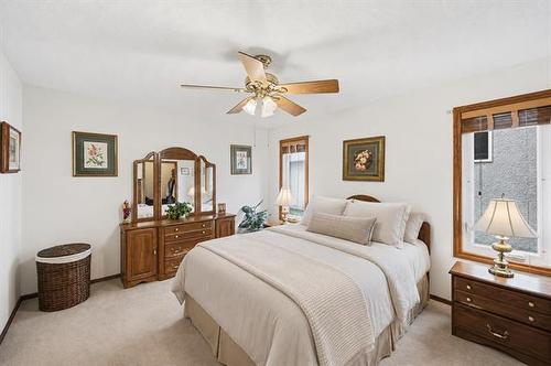 164 Apple Hill Rd, Winnipeg, MB - Indoor Photo Showing Bedroom