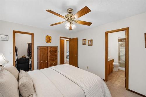 164 Apple Hill Rd, Winnipeg, MB - Indoor Photo Showing Bedroom