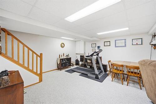 164 Apple Hill Rd, Winnipeg, MB - Indoor Photo Showing Other Room