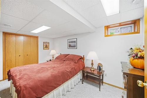 164 Apple Hill Rd, Winnipeg, MB - Indoor Photo Showing Bedroom