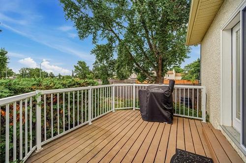164 Apple Hill Rd, Winnipeg, MB - Outdoor With Deck Patio Veranda With Exterior