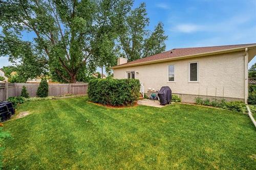 164 Apple Hill Rd, Winnipeg, MB - Outdoor