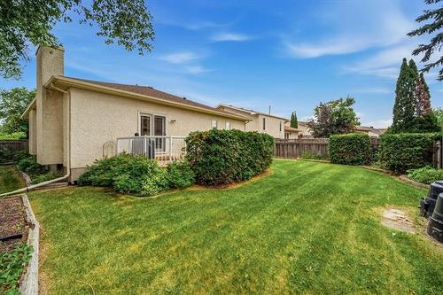 164 Apple Hill Rd, Winnipeg, MB - Outdoor