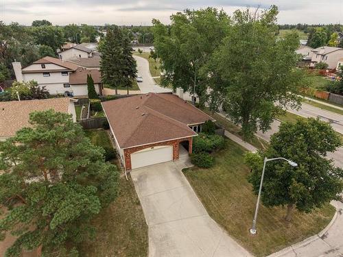 164 Apple Hill Rd, Winnipeg, MB - Outdoor