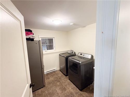 50 Ashley Cres, Fredericton, NB 