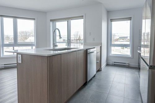 8114 Boul Levesque E — photo 1