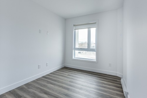 Bedroom - 8114 Boul. Lévesque E., Laval (Saint-François), QC - Indoor Photo Showing Other Room
