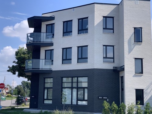 Front of Structure - 8114 Boul. Lévesque E., Laval (Saint-François), QC - Outdoor With Balcony