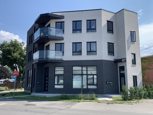 Front of Structure - 8114 Boul. Lévesque E., Laval (Saint-François), QC - Outdoor With Balcony