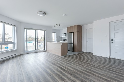 Living Room - 8114 Boul. Lévesque E., Laval (Saint-François), QC - Indoor Photo Showing Kitchen