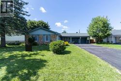 1999 GARFIELD AVENUE  Ottawa, ON K2C 0W7