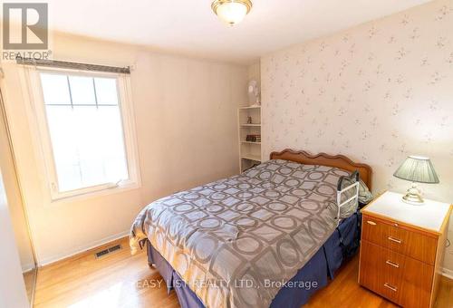 1999 Garfield Avenue, Ottawa, ON - Indoor Photo Showing Bedroom