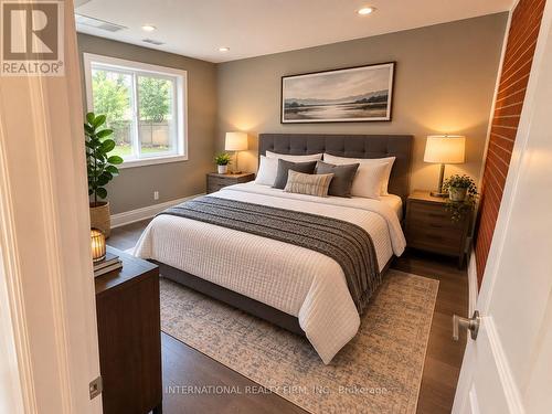 Main- Half - 73 Murray Drive, Aurora, ON - Indoor Photo Showing Bedroom