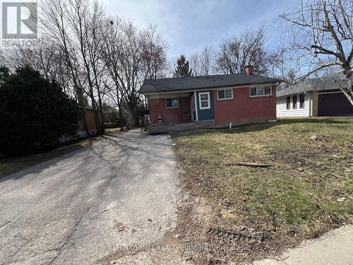 Main- Half - 73 Murray Drive, Aurora, ON - Outdoor