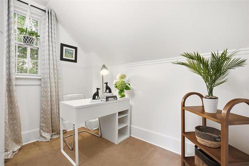 301 Davidson Street, Winnipeg, MB - Indoor