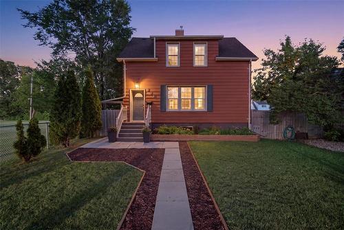 301 Davidson Street, Winnipeg, MB - Outdoor