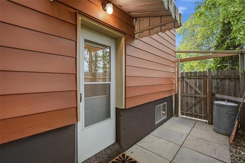 301 Davidson Street, Winnipeg, MB - Outdoor With Exterior