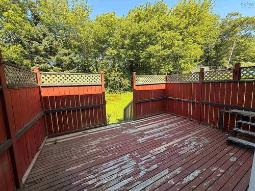 19 Brompton Road, Dartmouth, NS - Outdoor