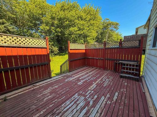 19 Brompton Road, Dartmouth, NS - Outdoor With Deck Patio Veranda
