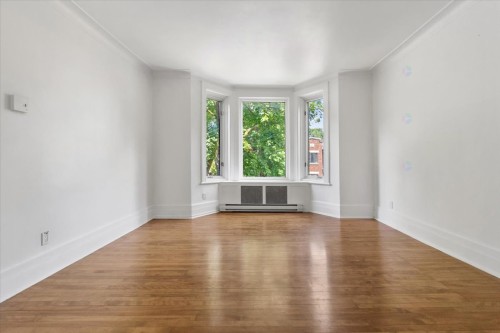 Salon - 924 Av. Dunlop, Montréal (Outremont), QC - Indoor Photo Showing Other Room
