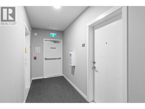 2345 Butt Road Unit# 415, West Kelowna, BC - Indoor Photo Showing Other Room