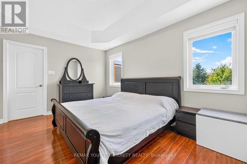 5578 Waterwind Crescent, Mississauga, ON - Indoor Photo Showing Bedroom