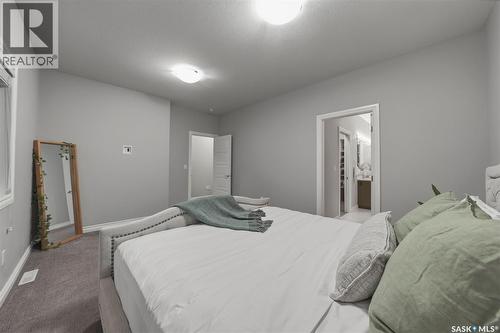 107 Schumacher Bay, Saskatoon, SK - Indoor Photo Showing Bedroom