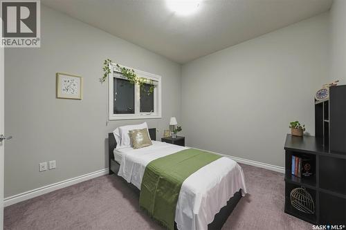 107 Schumacher Bay, Saskatoon, SK - Indoor Photo Showing Bedroom