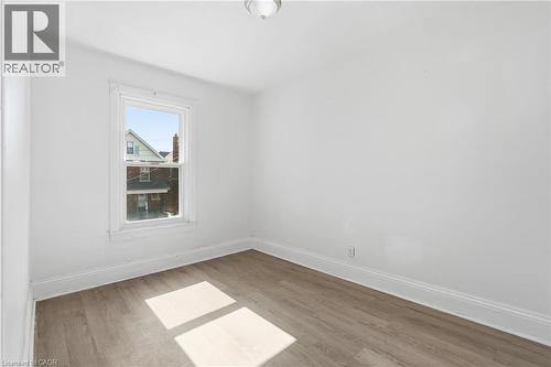 41 Barnesdale Avenue N, Hamilton, ON - Indoor Photo Showing Other Room
