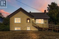 3441 Lovat Ave  Saanich, BC V8X 1T8