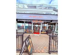 15527 MARINE DRIVE  White Rock, BC V4B 1C9