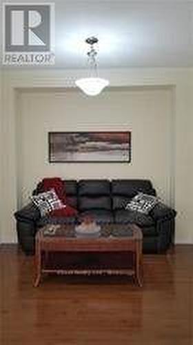 539 Coach Drive, Mississauga, ON - Indoor