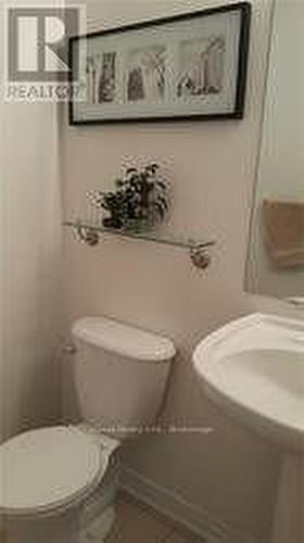 539 Coach Drive, Mississauga, ON - Indoor Photo Showing Bathroom