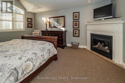 Carling 4 W9 - 3876 Muskoka Rd 118 Highway W, Muskoka Lakes (Medora), ON 