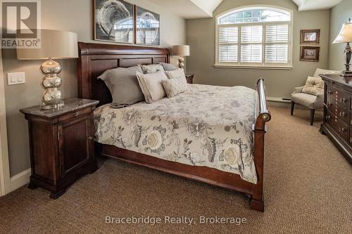 Carling 4 W9 - 3876 Muskoka Rd 118 Highway W, Muskoka Lakes (Medora), ON 