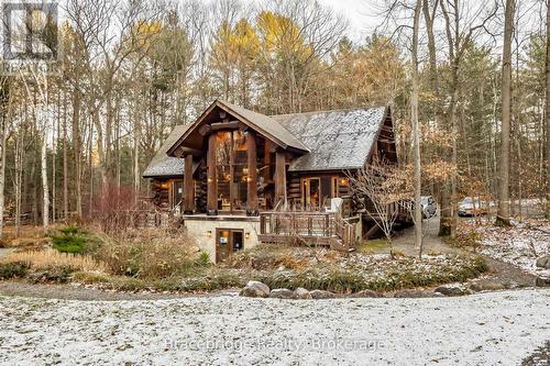 Carling 4 W9 - 3876 Muskoka Rd 118 Highway W, Muskoka Lakes (Medora), ON 