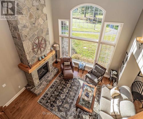 Carling 4 W9 - 3876 Muskoka Rd 118 Highway W, Muskoka Lakes (Medora), ON 