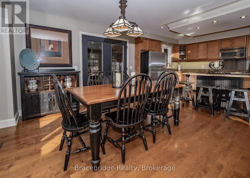 Carling 4 W9 - 3876 Muskoka Rd 118 Highway W, Muskoka Lakes (Medora), ON 