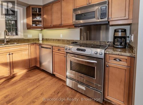 Carling 4 W9 - 3876 Muskoka Rd 118 Highway W, Muskoka Lakes (Medora), ON 